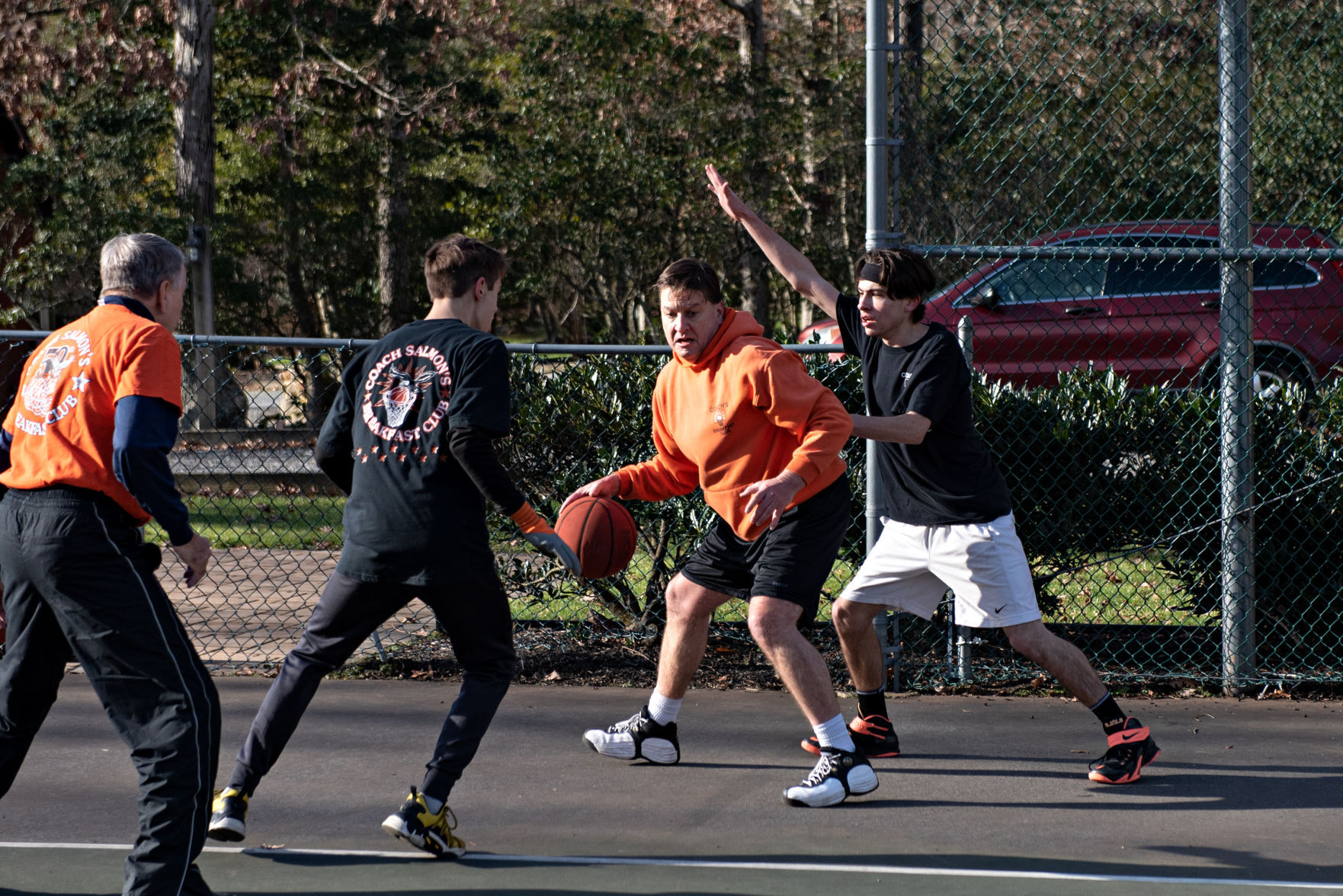 010321_nws_50hoopsclub